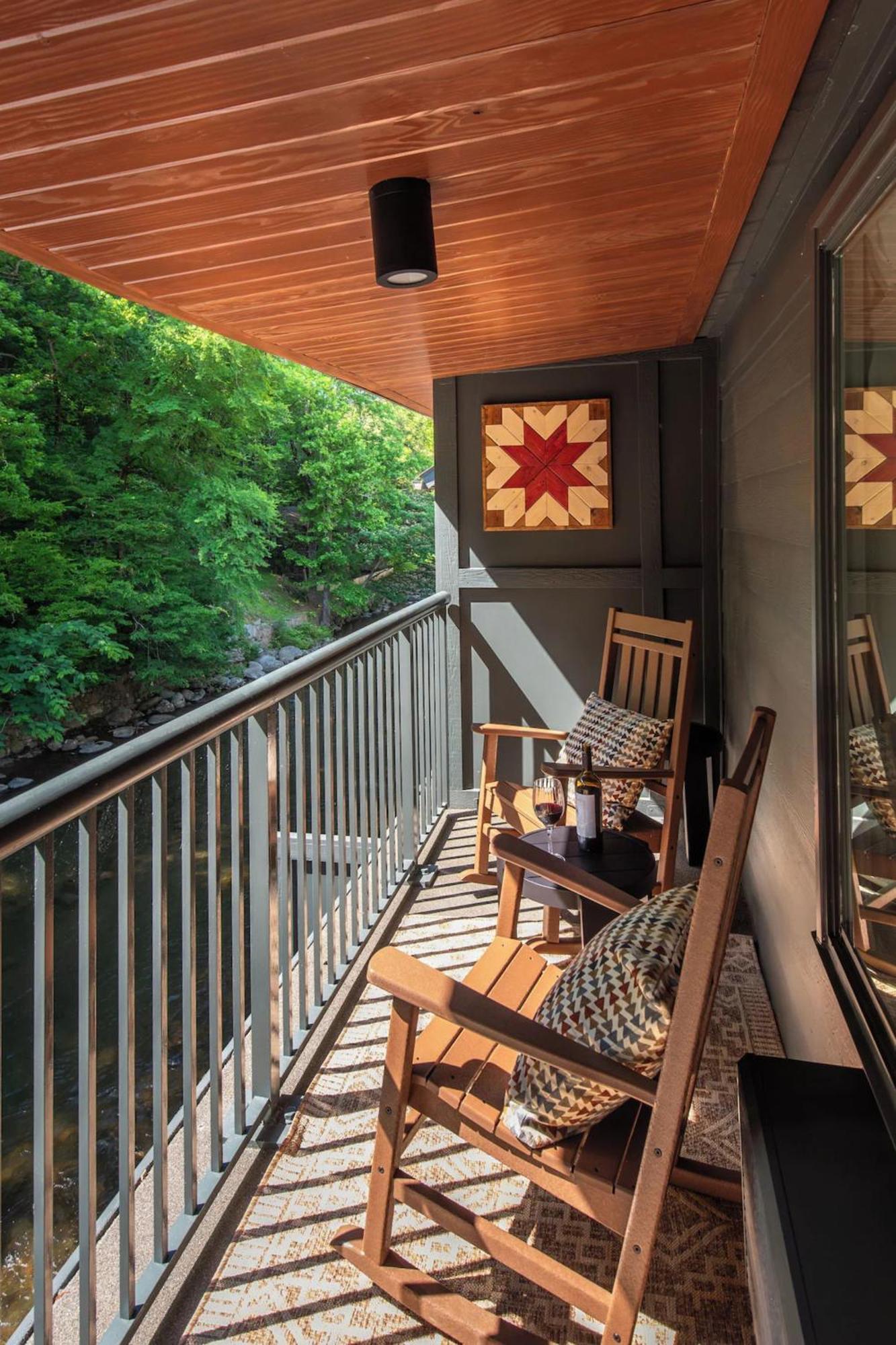 Historic Rocky Waters Inn, A Small Luxury Hotel Gatlinburg Zewnętrze zdjęcie